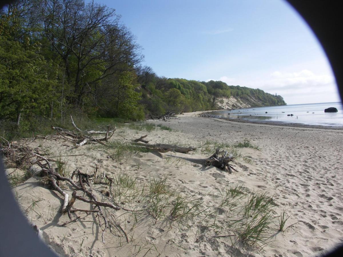 Traumblick Und Komfort - Lichtdurchflutete 85 Qm Wohnung Nahe Suedstrand Goehren Inklusive Schwimmbad Und Sauna Im Ahoi Sellin Esterno foto