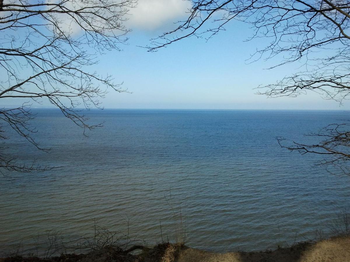 Traumblick Und Komfort - Lichtdurchflutete 85 Qm Wohnung Nahe Suedstrand Goehren Inklusive Schwimmbad Und Sauna Im Ahoi Sellin Esterno foto